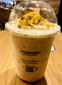 スタバ　焼き芋フラペチーノ2